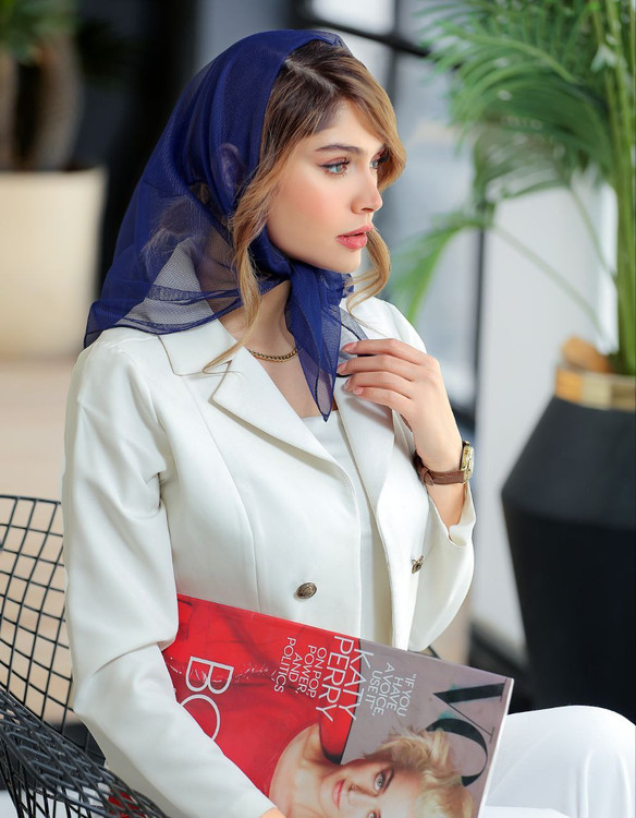 تصویر مینی اسکارف آبی کاربنی - هستیا گالری