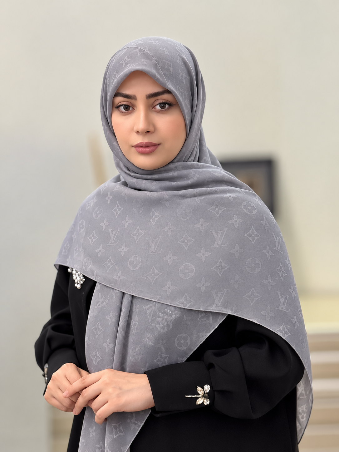 روسری سوپرنخ، ال‌وی طوسی