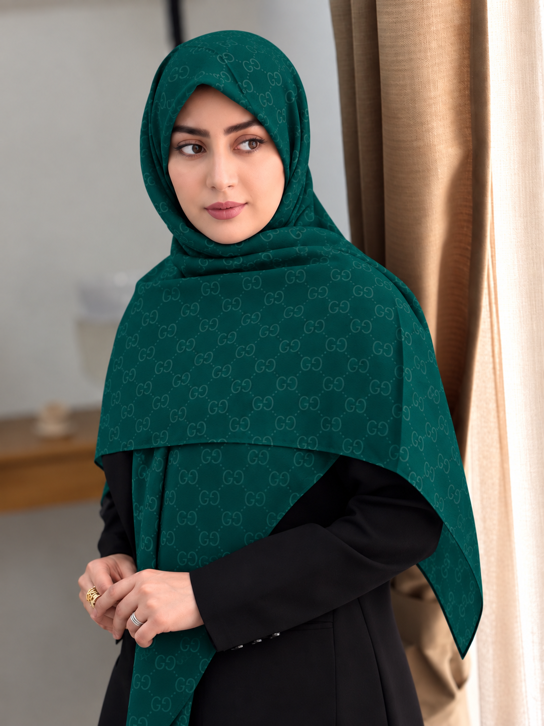 روسری سوپرنخ، گوچی سبز زمردی
