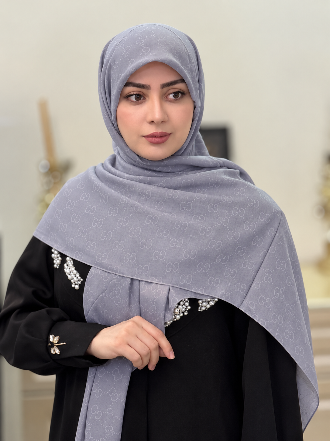 روسری سوپرنخ، گوچی طوسی