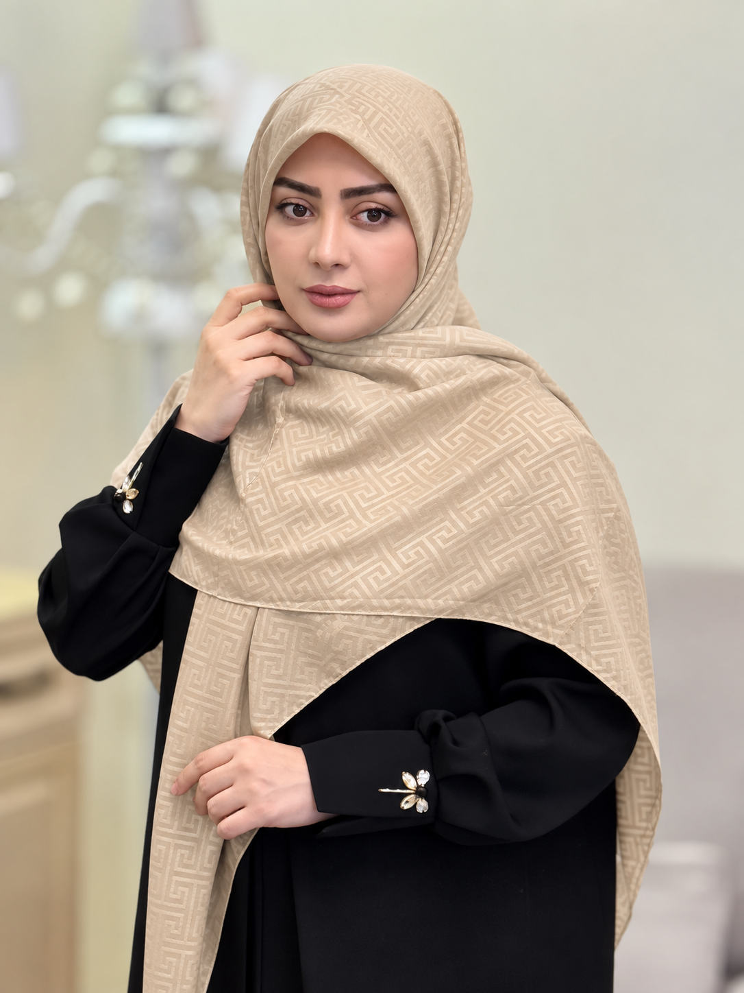 روسری سوپرنخ، ورساچ کرم