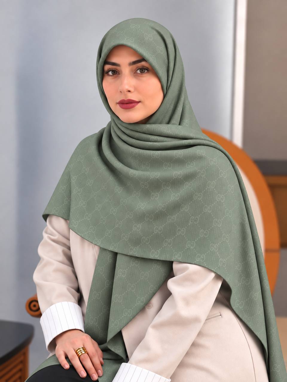 روسری دنیز، گوچی سبز پاستیلی