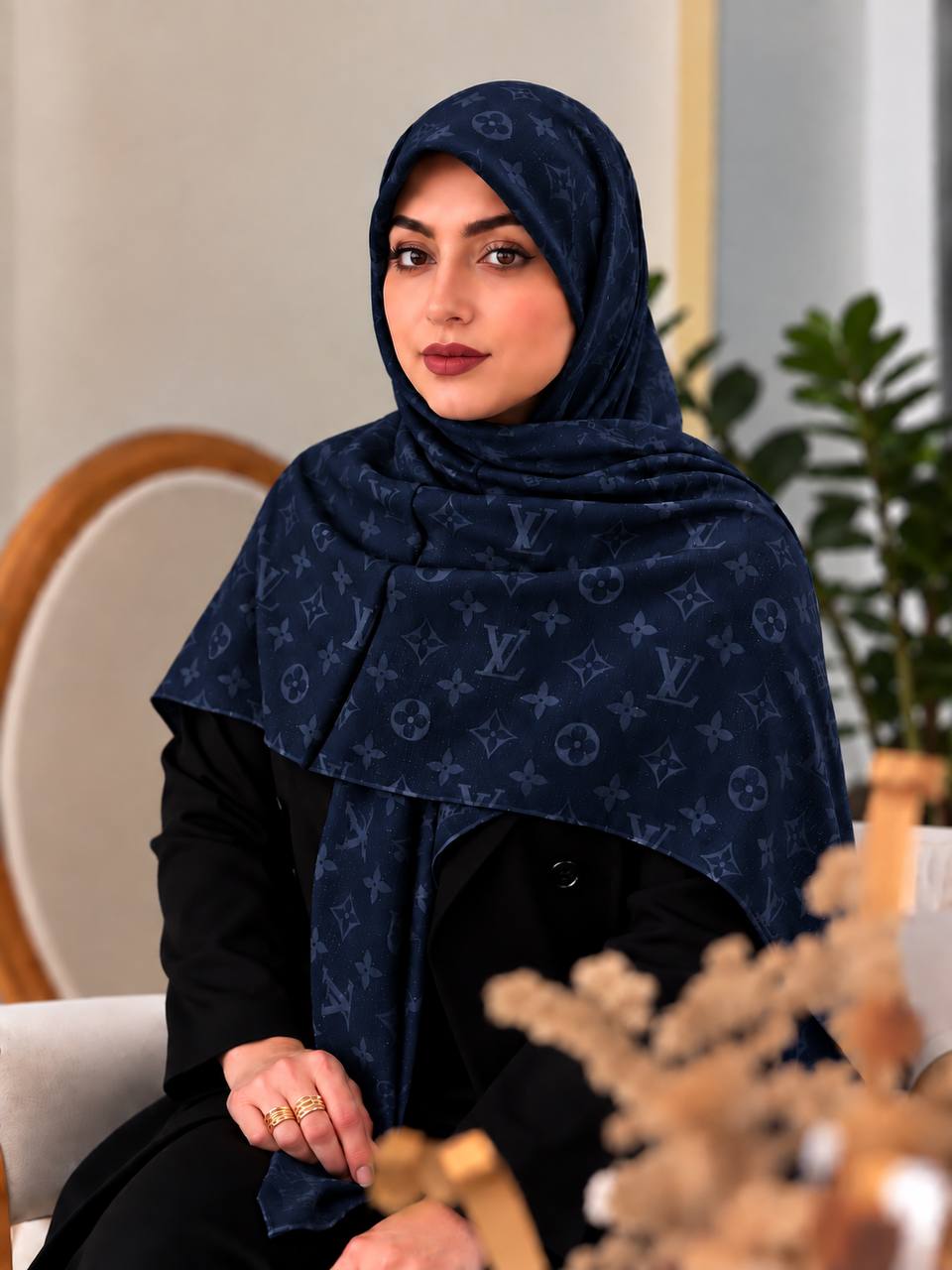 روسری دنیز، ال‌وی سرمه‌ای
